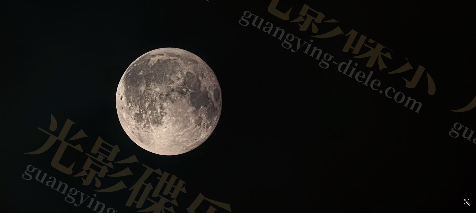 月